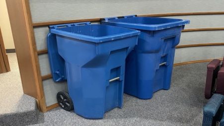 Image 22 Синій сміттєвий бак: зелений крок до переробки